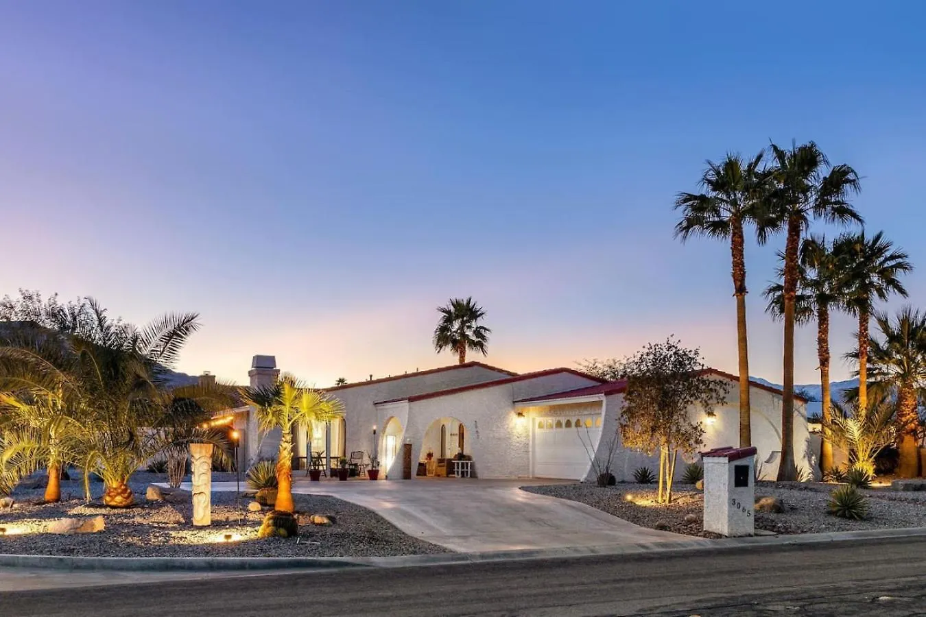 Holiday home Tiki Dunes - Number 1 Palm Springs Magical Escape