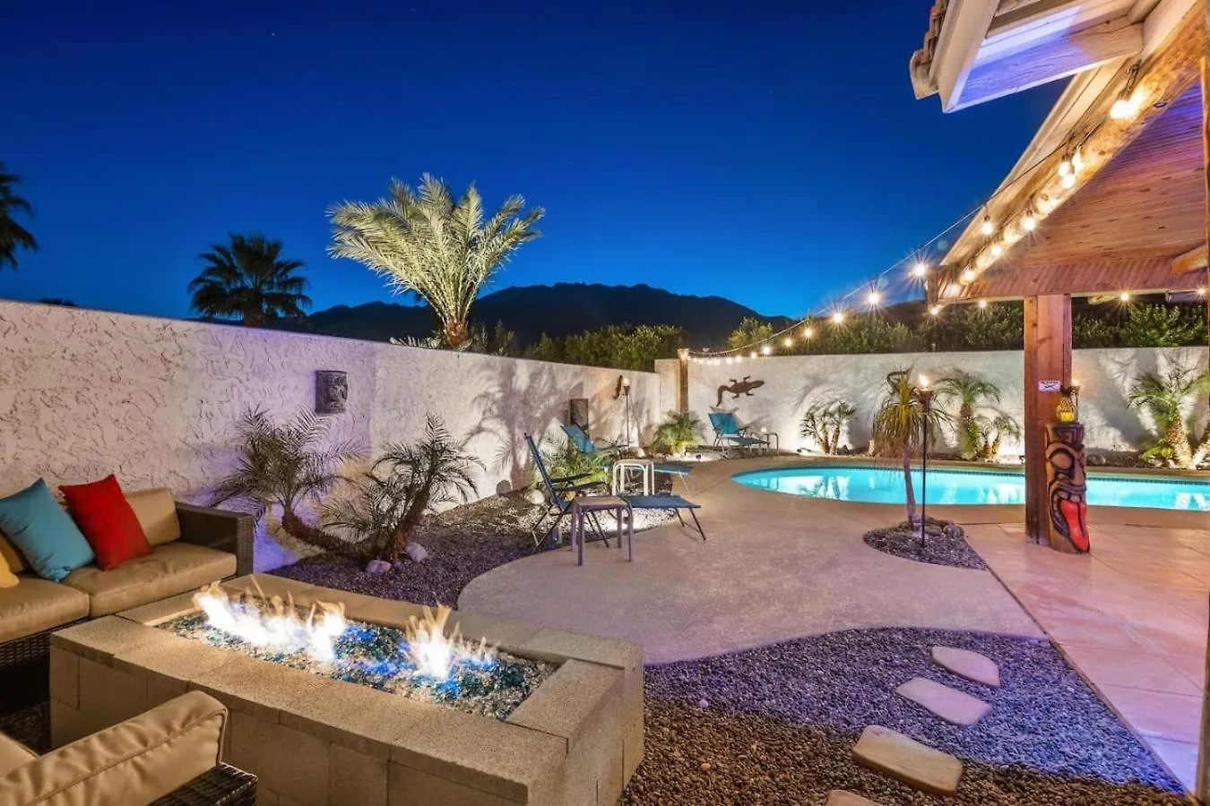 Tiki Dunes - Number 1 Palm Springs Magical Escape