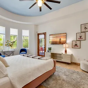 A Beautiful Desert Escape With Everything Need Holiday home