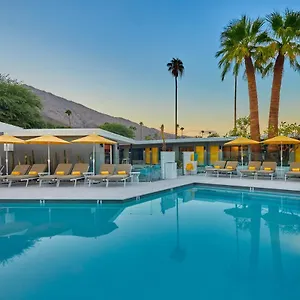  Station touristique Twin Palms - A Gay Men's