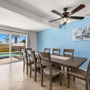 The Sunny Side House Holiday home